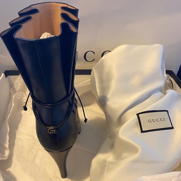 Gucci Leather ankle boot - Picture 2 of 3